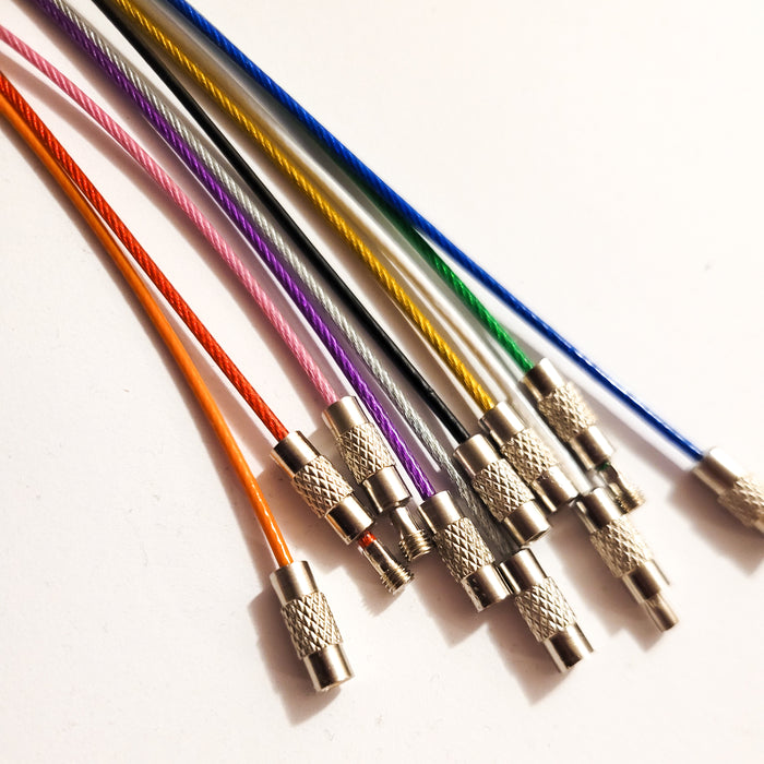 Colourful Stainless Steel Wire Keychains – Practical, durable, and versatile!